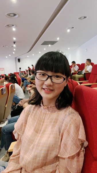 王勤芳照片2修改